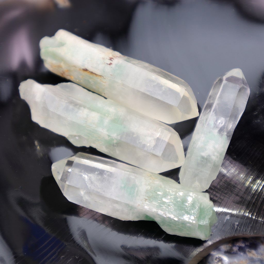 Fuchsite Phantom Quartz Metaphysical Properties and Gemstone&nbsp;Information